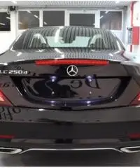 MERCEDES-BENZ SLC 250 d MERCEDES-BENZ SLC 250 d