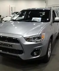 MITSUBISHI ASX 1.6 DI-D 114CV 4WD Invite MITSUBISHI ASX 1.6 DI-D 114CV 4WD Invite
