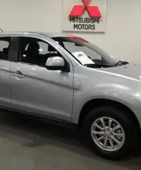 MITSUBISHI ASX 1.6 DI-D 114CV 4WD Invite MITSUBISHI ASX 1.6 DI-D 114CV 4WD Invite