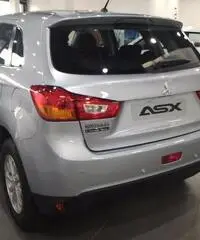 MITSUBISHI ASX 1.6 DI-D 114CV 4WD Invite MITSUBISHI ASX 1.6 DI-D 114CV 4WD Invite