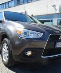 MITSUBISHI ASX 1.8 DI-D 150 CV 4WD Invite MITSUBISHI ASX 1.8 DI-D 150 CV 4WD Invite