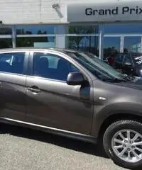 MITSUBISHI ASX 1.8 DI-D 150 CV 4WD Invite MITSUBISHI ASX 1.8 DI-D 150 CV 4WD Invite