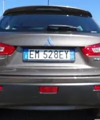 MITSUBISHI ASX 1.8 DI-D 150 CV 4WD Invite MITSUBISHI ASX 1.8 DI-D 150 CV 4WD Invite