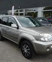 NISSAN X-Trail 2.2 dCi Elegance
