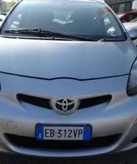 TOYOTA Aygo 1.0 12V VVT-i 5 porte Sol TOYOTA Aygo 1.0 12V VVT-i 5 porte Sol