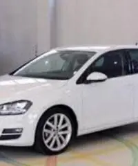 VOLKSWAGEN Golf 1.6 TDI 110 CV 5p. Highline BlueMotion Technology VOLKSWAGEN Golf 1.6 TDI 110 CV 5p. Highline BlueMotion Technology