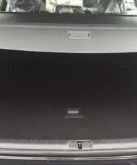 VOLKSWAGEN Passat Var. 2.0 TDI Comfortline BlueM.Tech. KM. 0 VOLKSWAGEN Passat Var. 2.0 TDI Comfortline BlueM.Tech. KM. 0