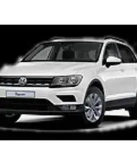 VOLKSWAGEN Tiguan 2.0 TDI DSG 4MOTION Business BMT a Gasolio nuova VOLKSWAGEN Tiguan 2.0 TDI DSG 4MOTION Business BMT a Gasolio nuova