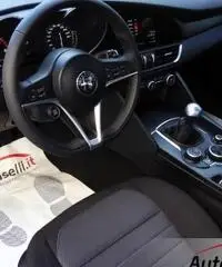 Alfa Romeo Giulia 2.2 Turbodiesel 150CV 'Km0' Euro6 GARANZIA TOTALE