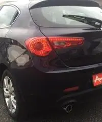 ALFA ROMEO Giulietta 2.0 JTDm2 Distinctive Navi Sensori B.Tooth