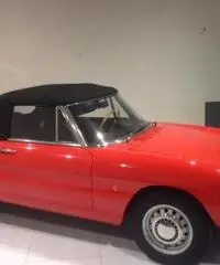 ALFA ROMEO Spider DUETTO  ALFA ROMEO Spider DUETTO