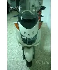 Yamaha Majesty 2^ serie anno 2006