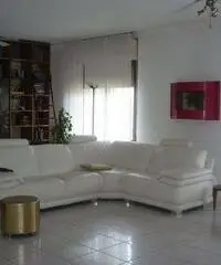 Appartamento di 7 locali in Vendita