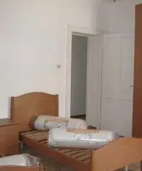 Casa indipendente di 10 locali in Vendita Casa indipendente di 10 locali in Vendita