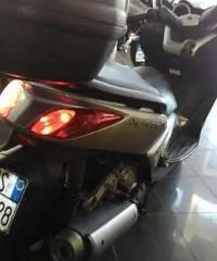 Yamaha X-MAX 250 - Km. 33000, Euro 2500