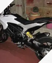 Ducati Hypermotard 821