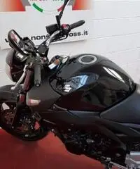 SUZUKI GSR 600 2008