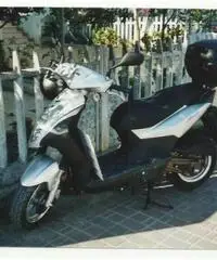 SYM SYMPLY 2- Scooter cc 50- 4 TEMPI SYM SYMPLY 2- Scooter cc 50- 4 TEMPI
