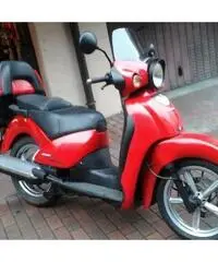 vendo Scarabeo 200 GT del 2002