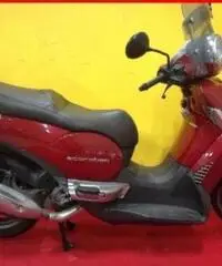 APRILIA Scarabeo 250 rosso - 33041 APRILIA Scarabeo 250 rosso - 33041