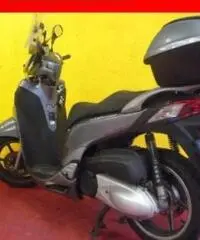 HONDA SH 300 i SH 300 ABS grigio - 34675