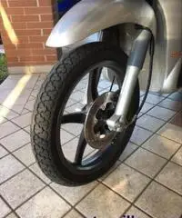 MOTOS-BIKES Derby Derbi Sonar 125 4t MOTOS-BIKES Derby Derbi Sonar 125 4t