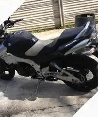 Moto Suzuki gsr 600 Moto Suzuki gsr 600
