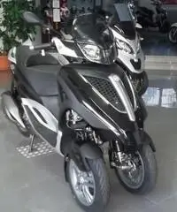 Piaggio Mp3 300 Ie Yourban Piaggio Mp3 300 Ie Yourban