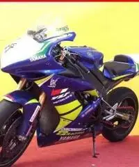 YAMAHA YZF R1 blu - 3000