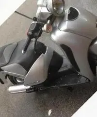 Aprilia Scarabeo 200 - 2004