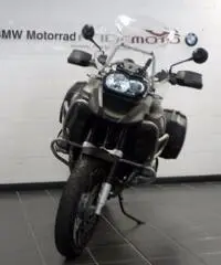 BMW R 1200 GS Adventure . BMW R 1200 GS Adventure .