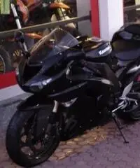 KAWASAKI Ninja ZX-10 R