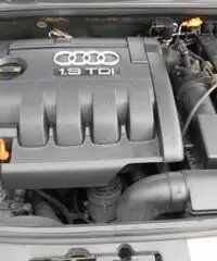 AUDI A3 1.9 TDI F.AP.  S.LINE TRE PORTE