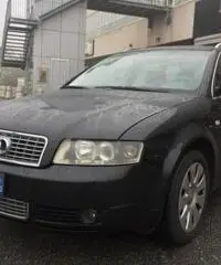 AUDI A4 1.9 TDi Tenuta Benissimo Unipropietario AUDI A4 1.9 TDi Tenuta Benissimo Unipropietario