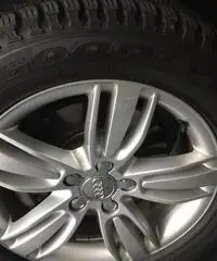 AUDI Q3 2.0 TDI quattro S tronic