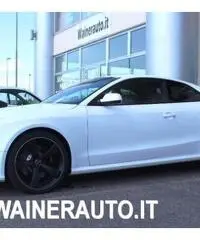 AUDI RS5 Coupé 4.2 V8 FSI quattro S tronic DRIVE SELECT