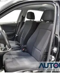 BMW 118 D 2.0 5 PORTE CERCHI 17' CLIMA BI-ZONA 94.000 KM BMW 118 D 2.0 5 PORTE CERCHI 17' CLIMA BI-ZONA 94.000 KM