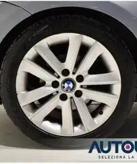 BMW 118 D 5 PORTE ATTIVA XENON PELLE CERCHI 17' BMW 118 D 5 PORTE ATTIVA XENON PELLE CERCHI 17'