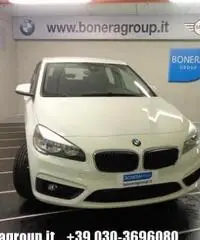 BMW 218 d Active Tourer BMW 218 d Active Tourer