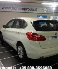 BMW 218 d Active Tourer BMW 218 d Active Tourer
