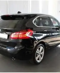 BMW 220 d xDrive Active Tourer Advantage aut. BMW 220 d xDrive Active Tourer Advantage aut.