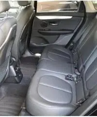 BMW 220 d xDrive Active Tourer Advantage aut. BMW 220 d xDrive Active Tourer Advantage aut.