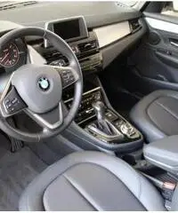 BMW 220 d xDrive Active Tourer Advantage aut. BMW 220 d xDrive Active Tourer Advantage aut.