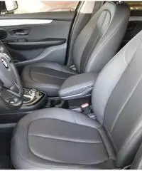 BMW 220 d xDrive Active Tourer Advantage aut. BMW 220 d xDrive Active Tourer Advantage aut.