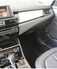 BMW 220 d xDrive Active Tourer Advantage aut. BMW 220 d xDrive Active Tourer Advantage aut.