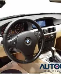 BMW 320 D TOURING XDRIVE FUTURA 4X4 AUT PELLE NAVI XENON BMW 320 D TOURING XDRIVE FUTURA 4X4 AUT PELLE NAVI XENON