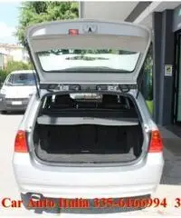 BMW 320 d Touring Attiva TEMPOMAT CLIMATRONIC OTTIME COND. BMW 320 d Touring Attiva TEMPOMAT CLIMATRONIC OTTIME COND.