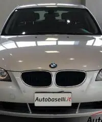 Bmw 525 D 177CV TOURING STEPTRONIC AUTOMATICA EURO4 FAP Bmw 525 D 177CV TOURING STEPTRONIC AUTOMATICA EURO4 FAP