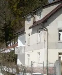 Casa indipendente in Vendita di 240mq