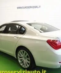 BMW 750 i Futura